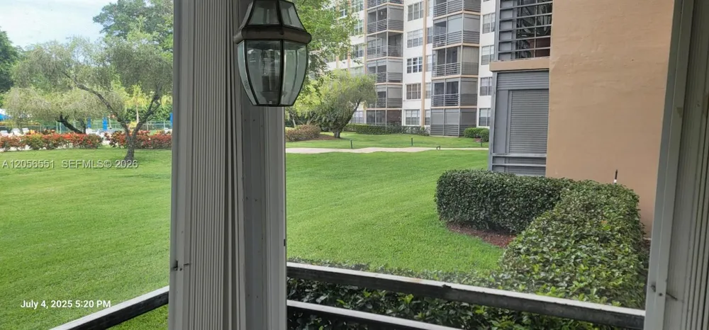 1300 Saint Charles Pl #L19 Pembroke Pines, FL 33026