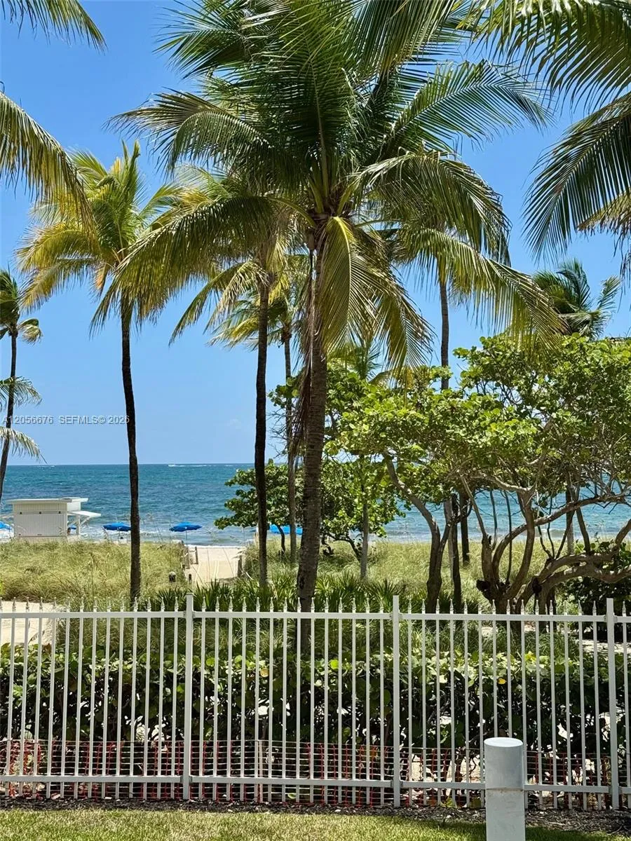 10275 Collins Ave #316 Bal Harbour, FL 33154