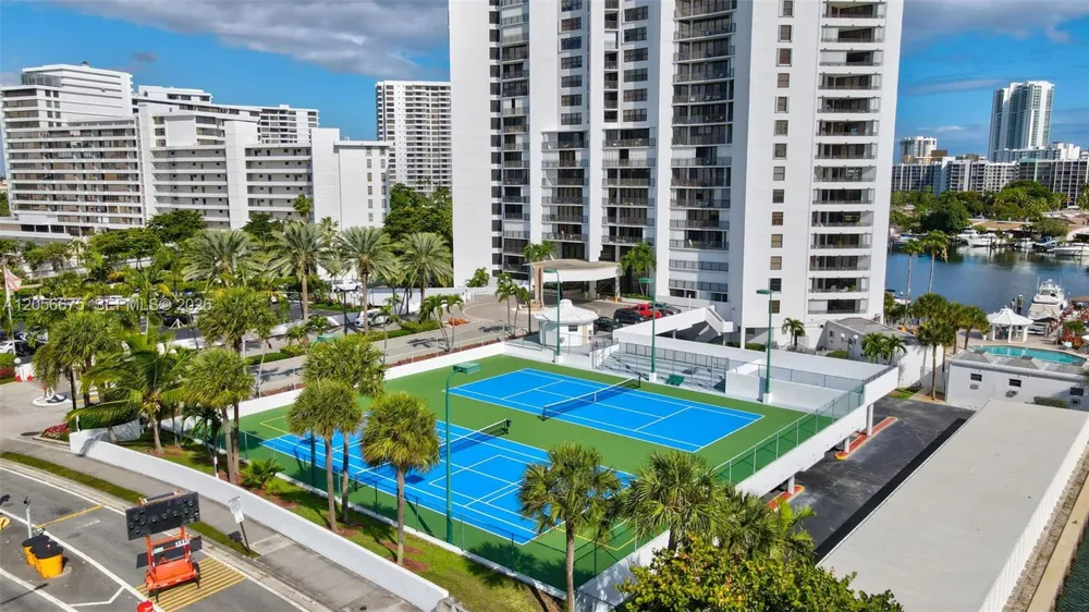 300 Three Islands Blvd #PH3A Hallandale Beach, FL 33009