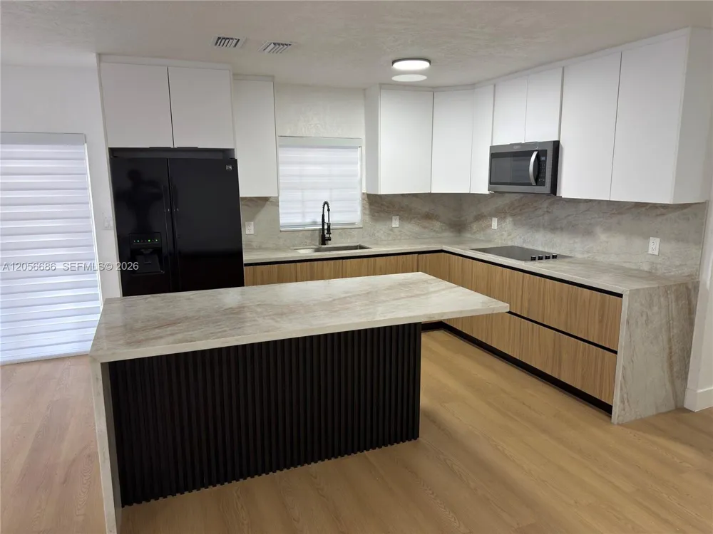 17981 NW 22nd Ct Miami Gardens, FL 33056
