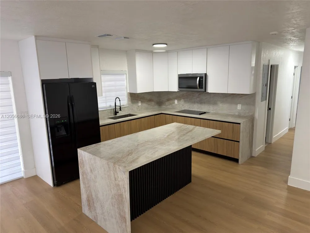 17981 NW 22nd Ct Miami Gardens, FL 33056