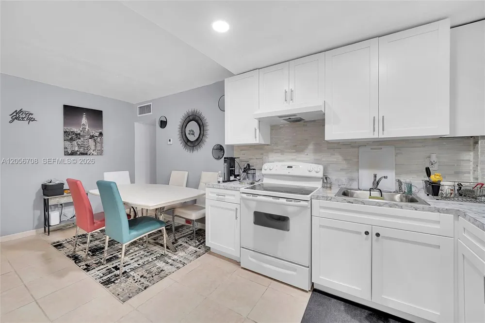 1851 NE 168th St #A8 North Miami Beach, FL 33162