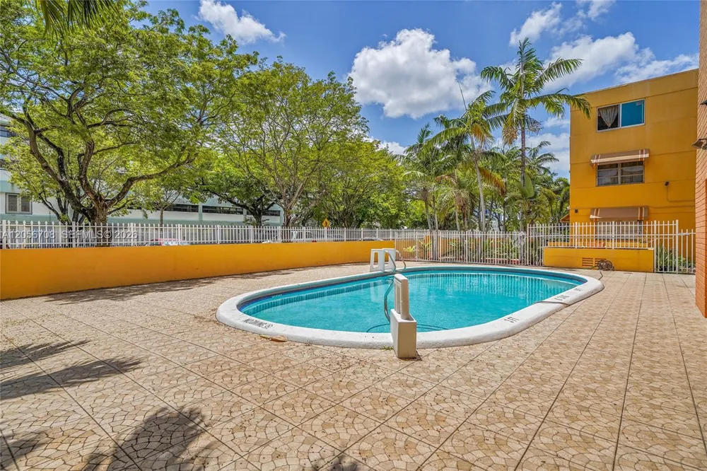 1851 NE 168th St #A8 North Miami Beach, FL 33162