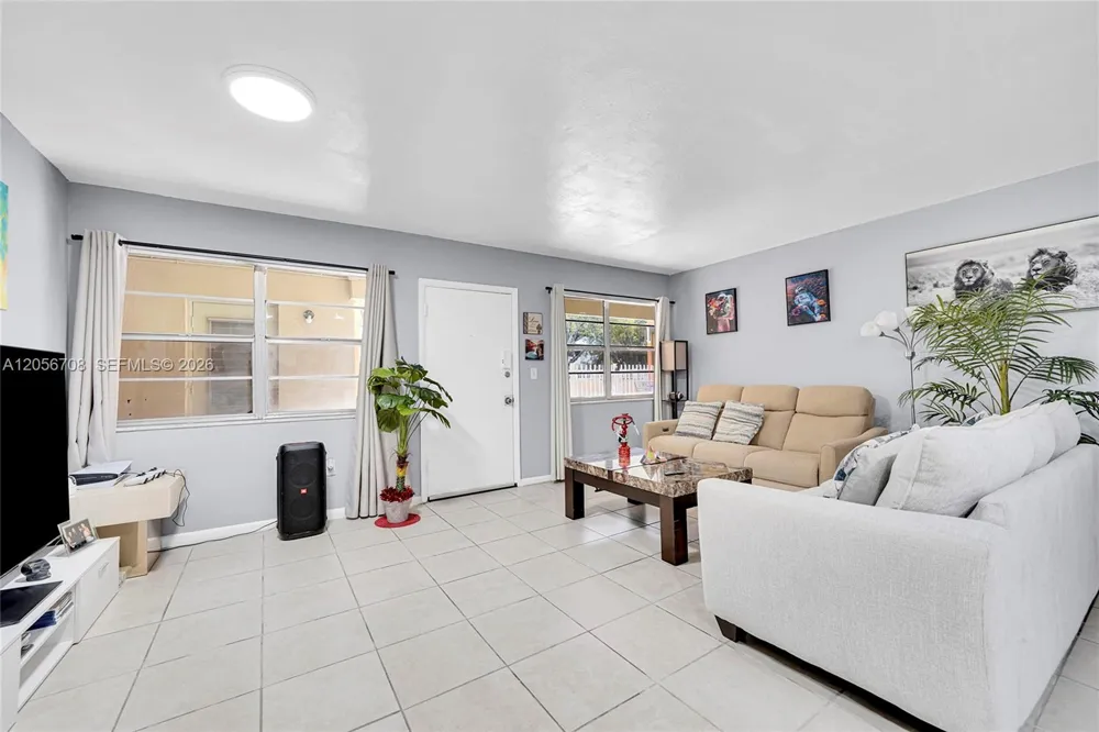 1851 NE 168th St #A8 North Miami Beach, FL 33162
