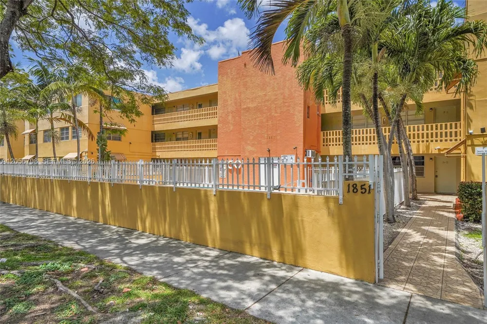 1851 NE 168th St #A8 North Miami Beach, FL 33162