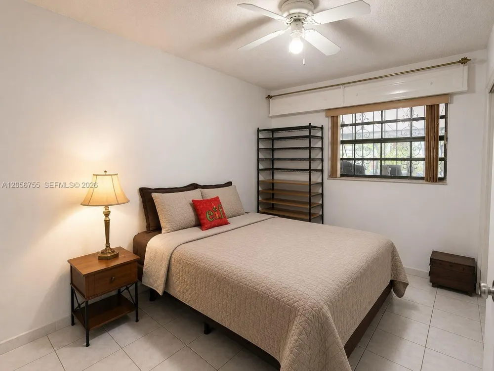 5941 W 20th Ln Hialeah, FL 33016