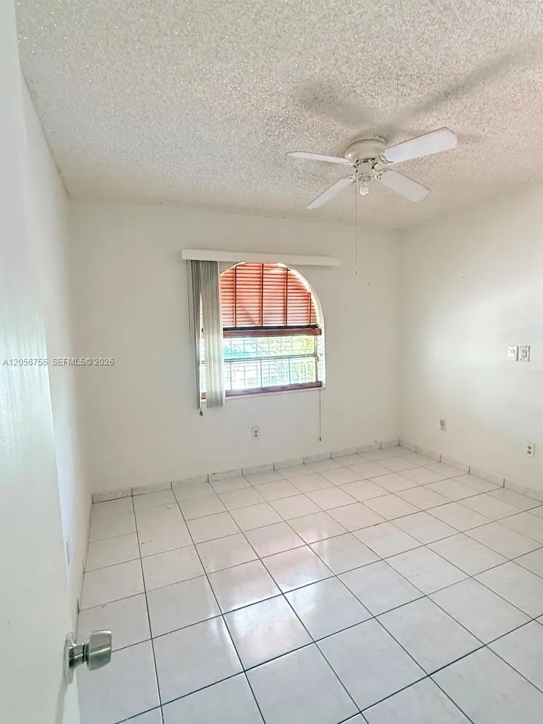 5941 W 20th Ln Hialeah, FL 33016