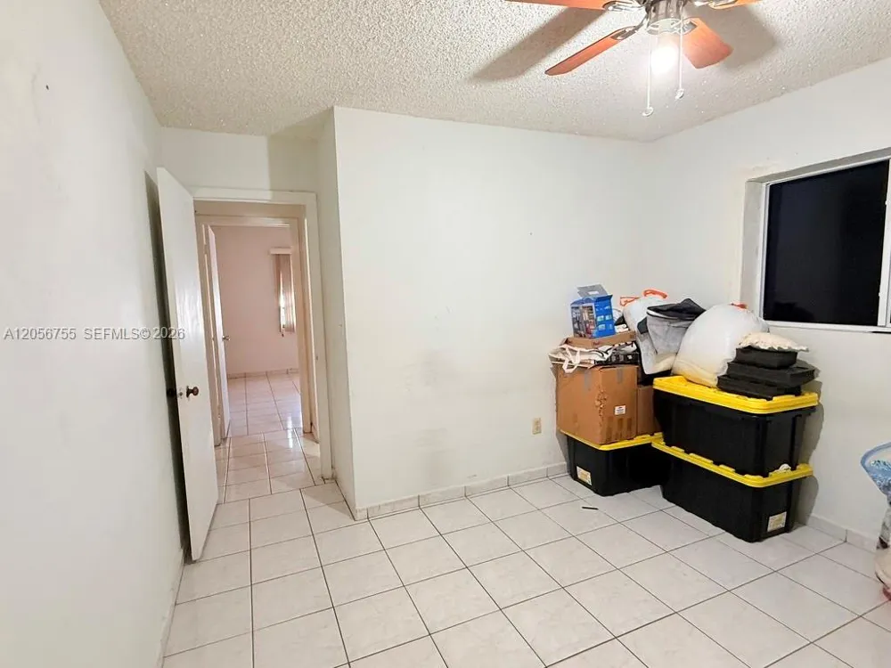 5941 W 20th Ln Hialeah, FL 33016