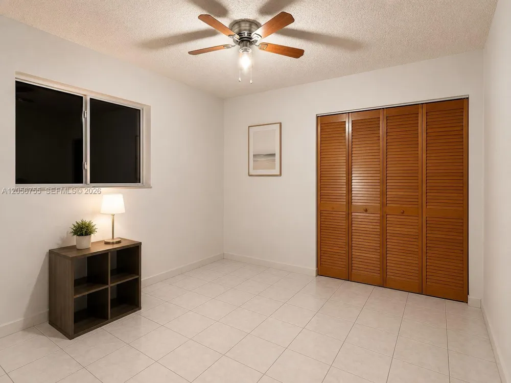 5941 W 20th Ln Hialeah, FL 33016
