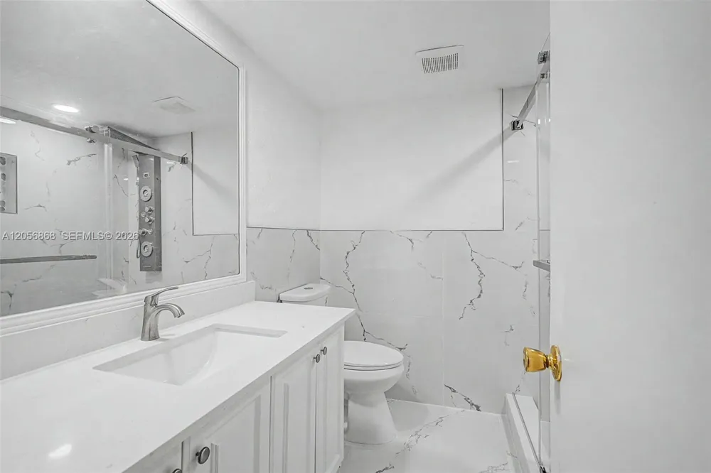 6709 Kendall Dr #223 Pinecrest, FL 33156