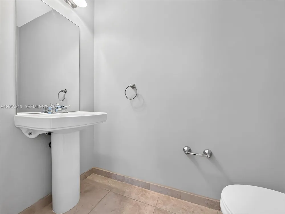55 Merrick Way #832 Coral Gables, FL 33134