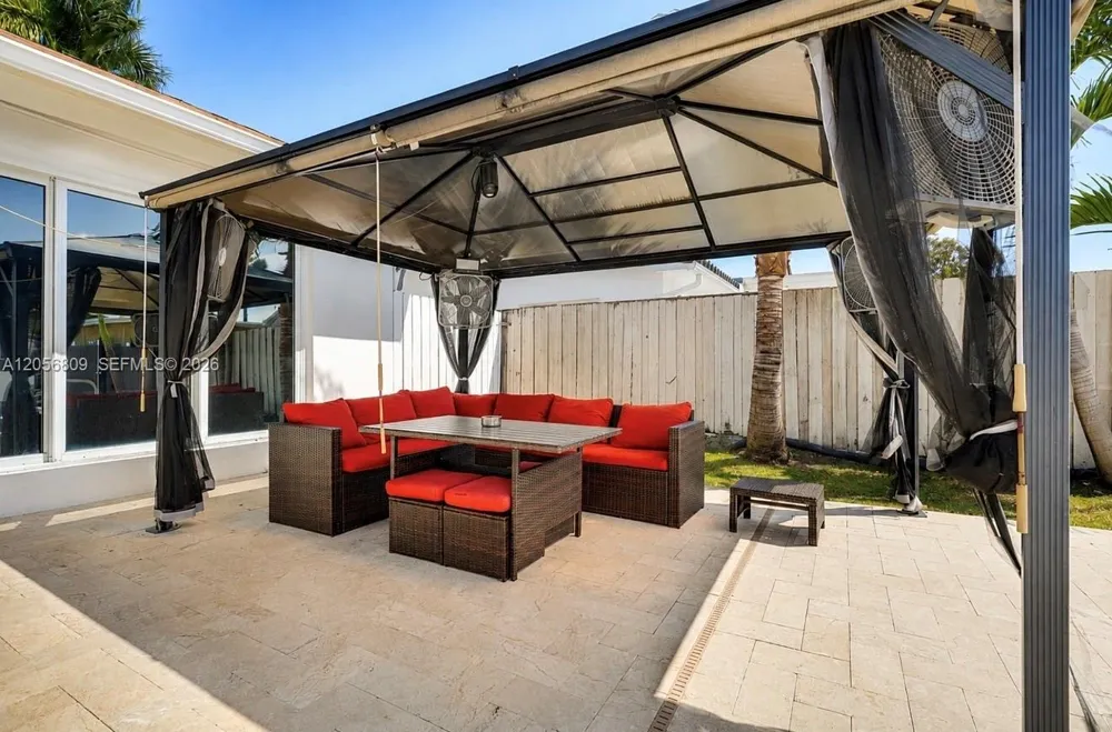 963 Nautilus Isle #0 Dania Beach, FL 33004