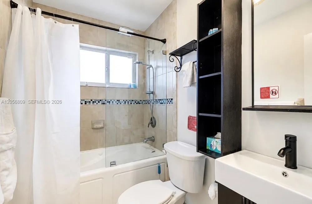 963 Nautilus Isle #0 Dania Beach, FL 33004