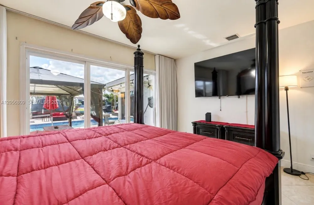963 Nautilus Isle #0 Dania Beach, FL 33004