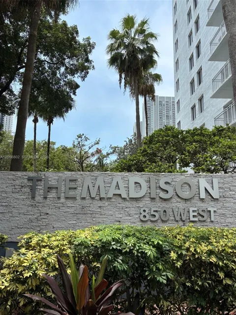 850 Miami Ave #W-406