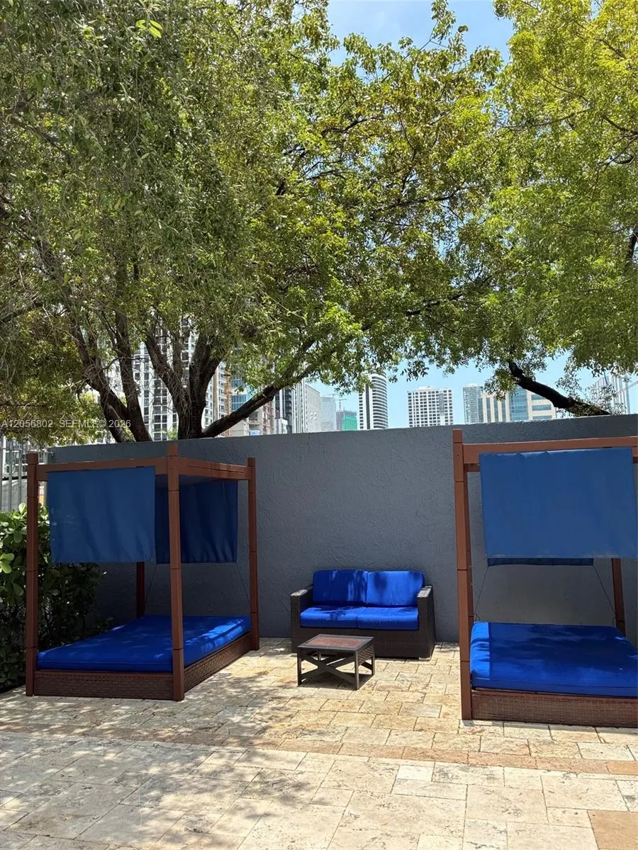 850 Miami Ave #W-406 Miami, FL 33136