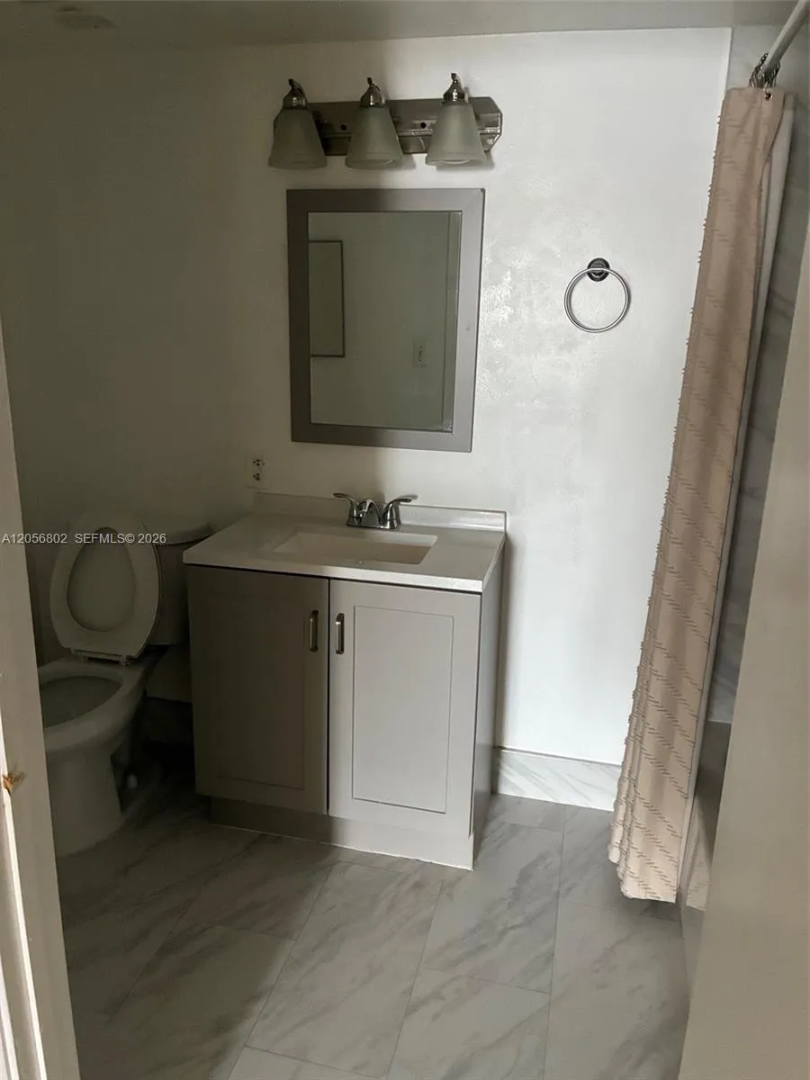 850 Miami Ave #W-406 Miami, FL 33136
