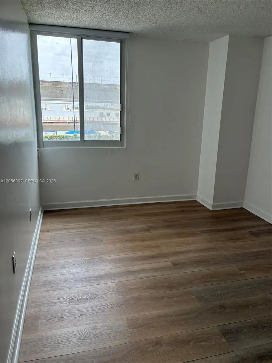 850 Miami Ave #W-406 Miami, FL 33136
