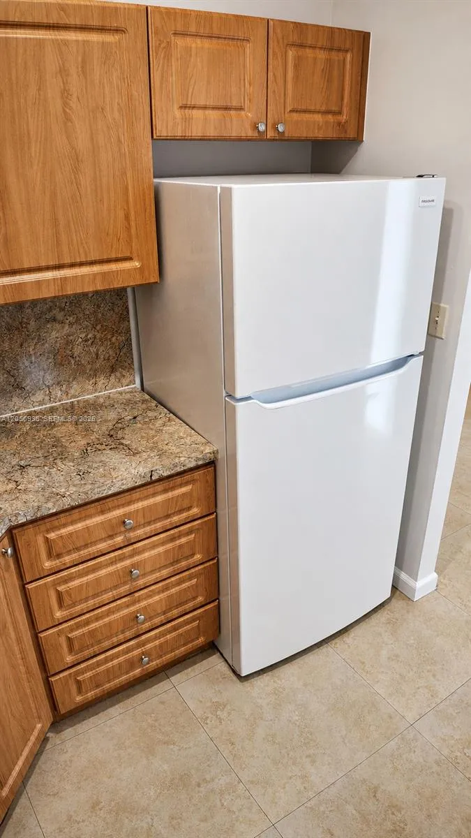 10820 SW 196th St #380 Cutler Bay, FL 33157