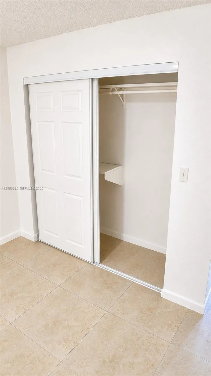 10820 SW 196th St #380 Cutler Bay, FL 33157