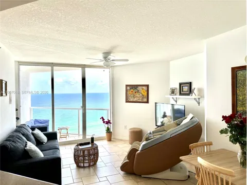 16699 Collins Ave #2309