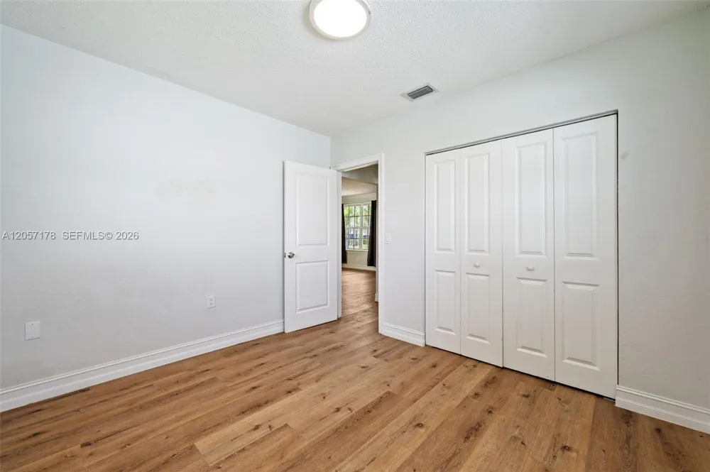 6894 3rd St Jupiter, FL 33458