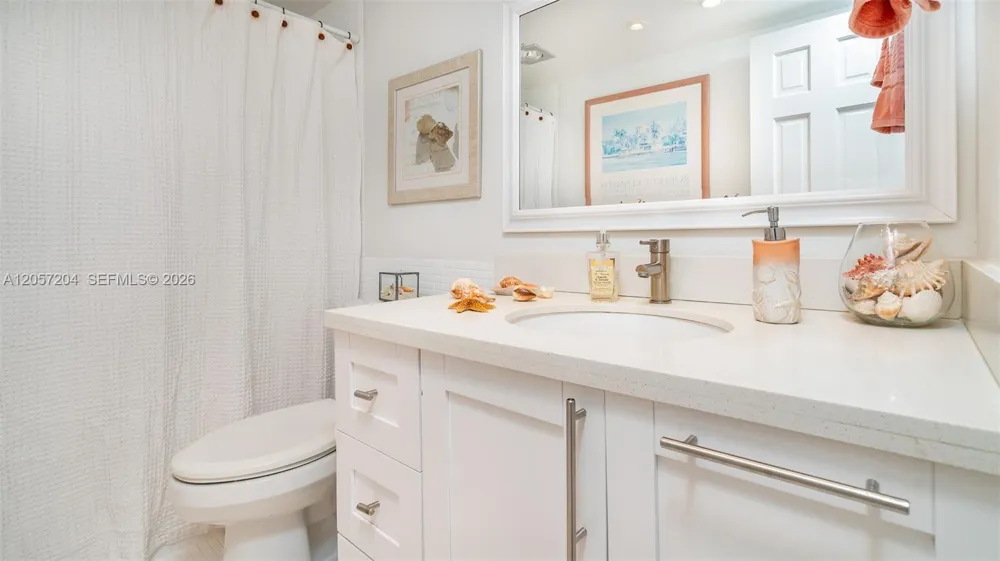555 Crandon Blvd #71 Key Biscayne, FL 33149