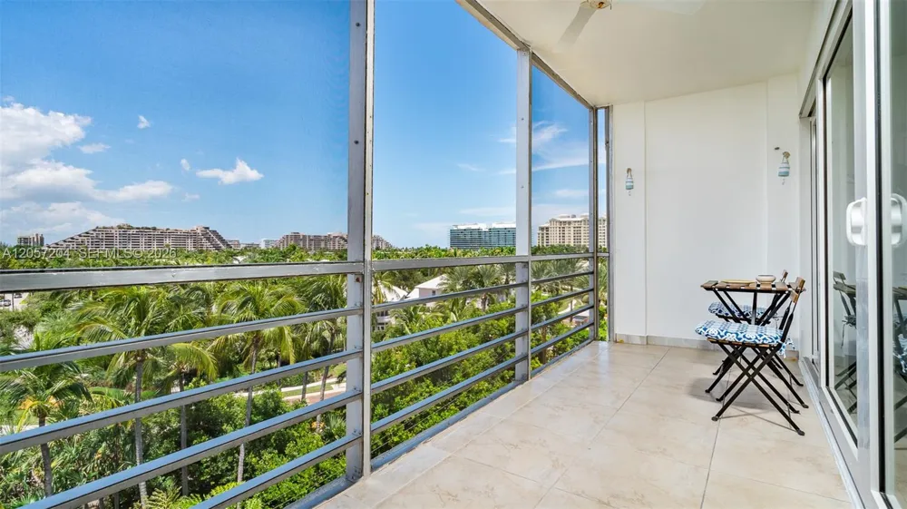 555 Crandon Blvd #71 Key Biscayne, FL 33149