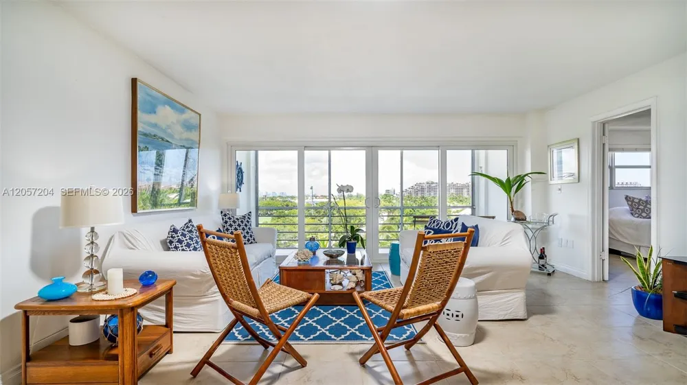 555 Crandon Blvd #71 Key Biscayne, FL 33149