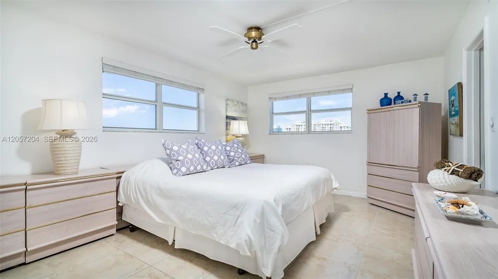 555 Crandon Blvd #71 Key Biscayne, FL 33149