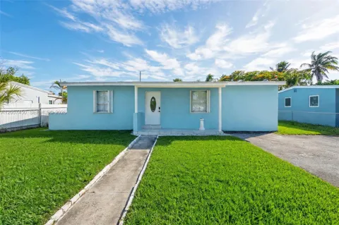 1207 Chateau Park Dr
