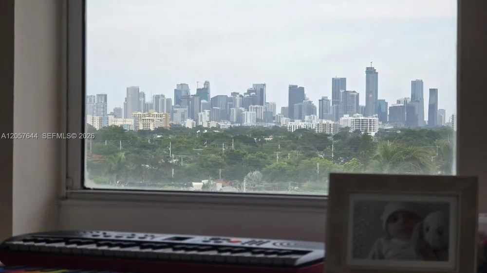 4100 Salzedo St #803 Coral Gables, FL 33146