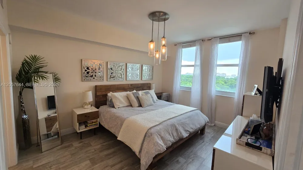 4100 Salzedo St #803 Coral Gables, FL 33146