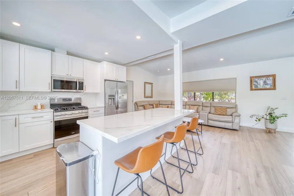9200 SW 178th St Palmetto Bay, FL 33157