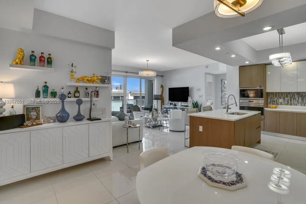1200 Hillsboro Mile #1303 Hillsboro Beach, FL 33062