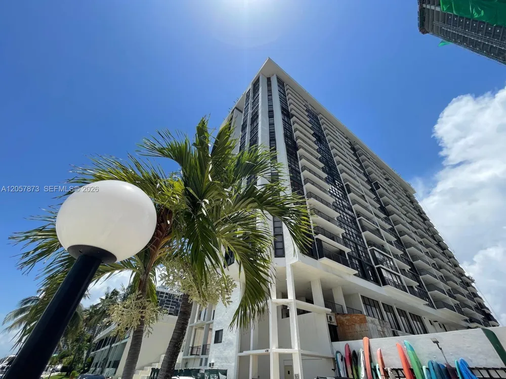 1865 Brickell Ave #1865 Miami, FL 33129