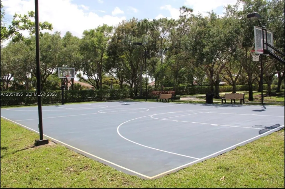 15171 SW 35th St Davie, FL 33331