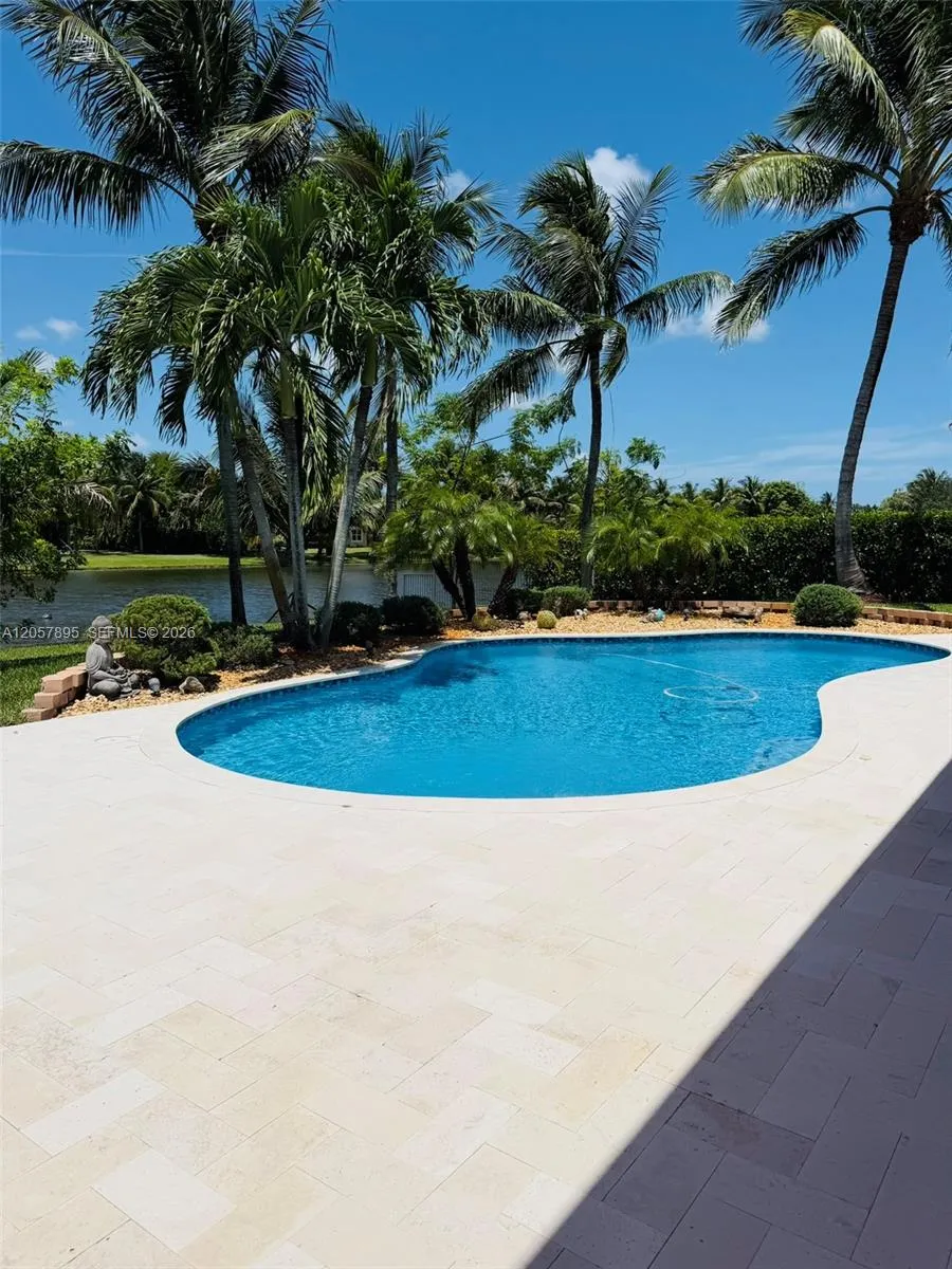 15171 SW 35th St Davie, FL 33331