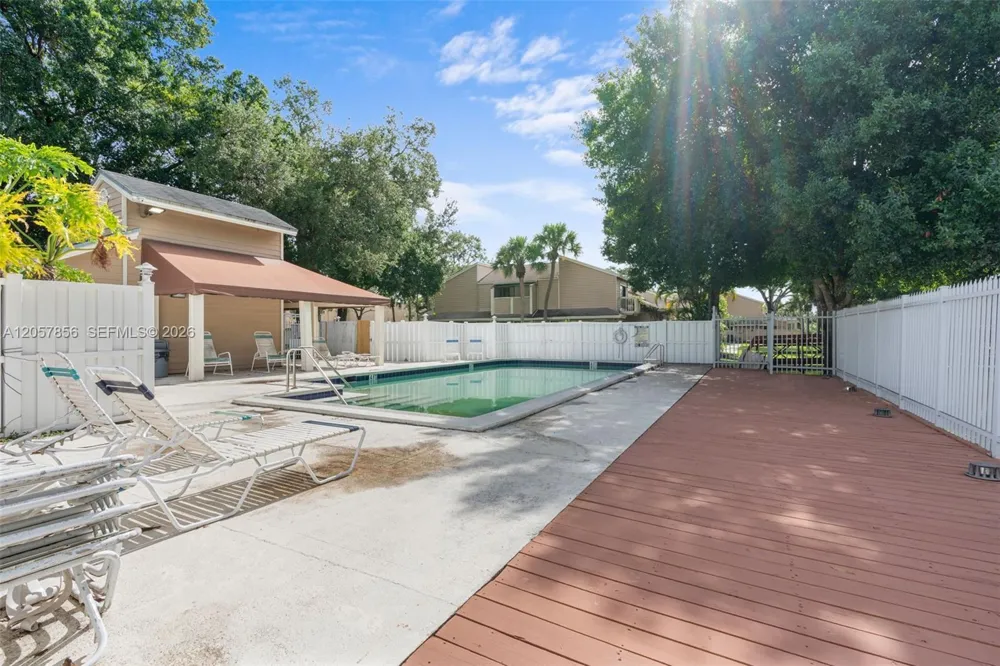 7144 Sportsmans Dr #7144 North Lauderdale, FL 33068