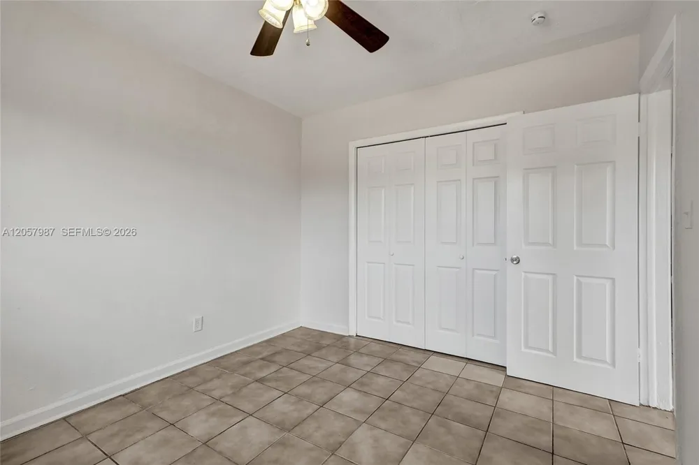 2525 Superior St #4 Opa-Locka, FL 33054