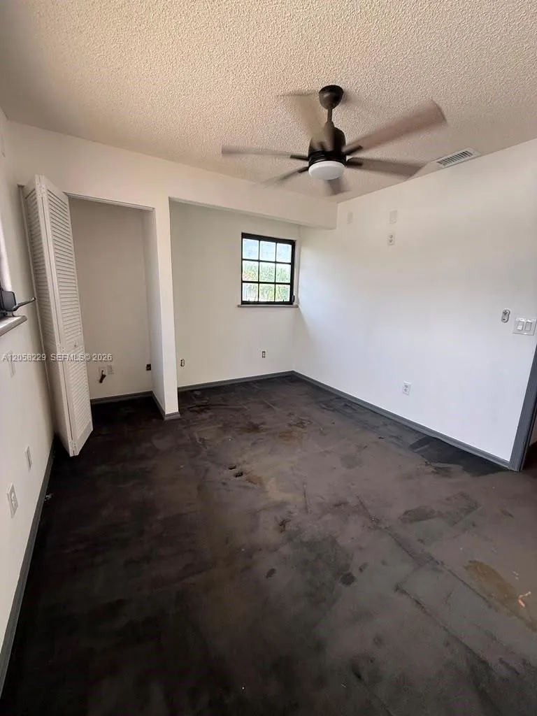 14720 SW 106th Ter Miami, FL 33196