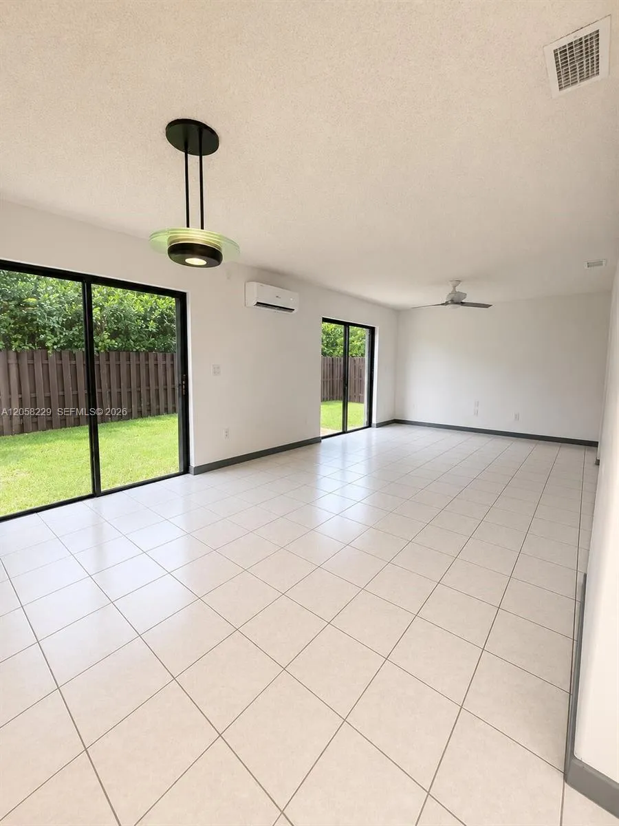 14720 SW 106th Ter Miami, FL 33196