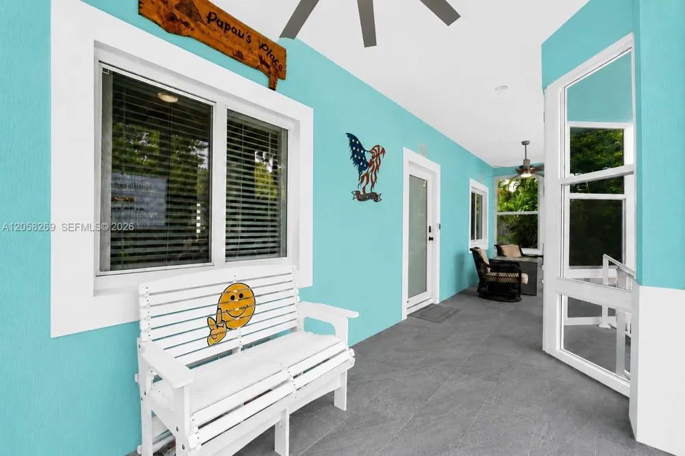 811 La Paloma Rd Key Largo, FL 33037