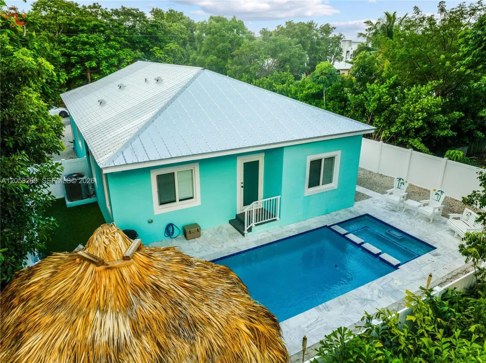 811 La Paloma Rd Key Largo, FL 33037