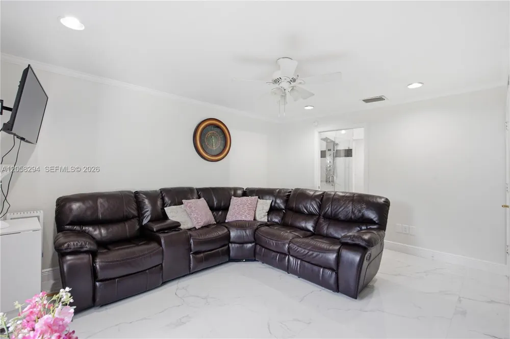 16839 WHIRLEY RD Lutz, FL 33558