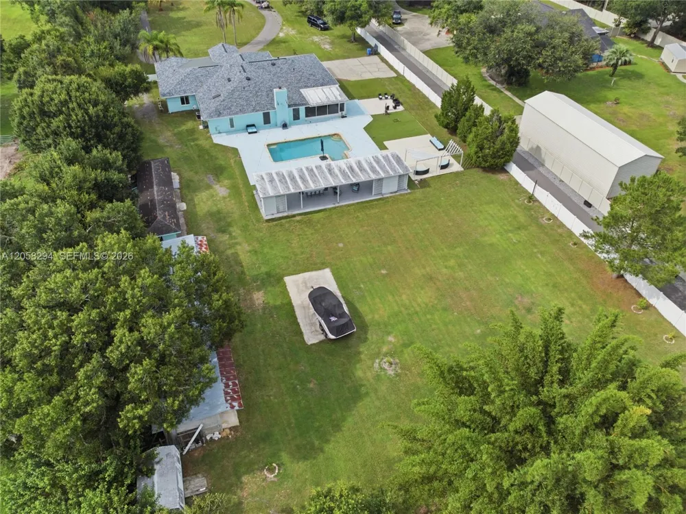 16839 WHIRLEY RD Lutz, FL 33558