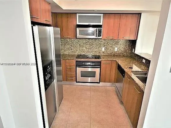 9066 SW 73rd Ct #1108 Miami, FL 33156