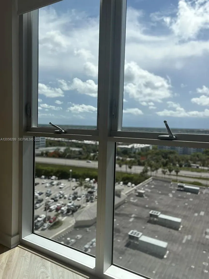 9066 SW 73rd Ct #1108 Miami, FL 33156
