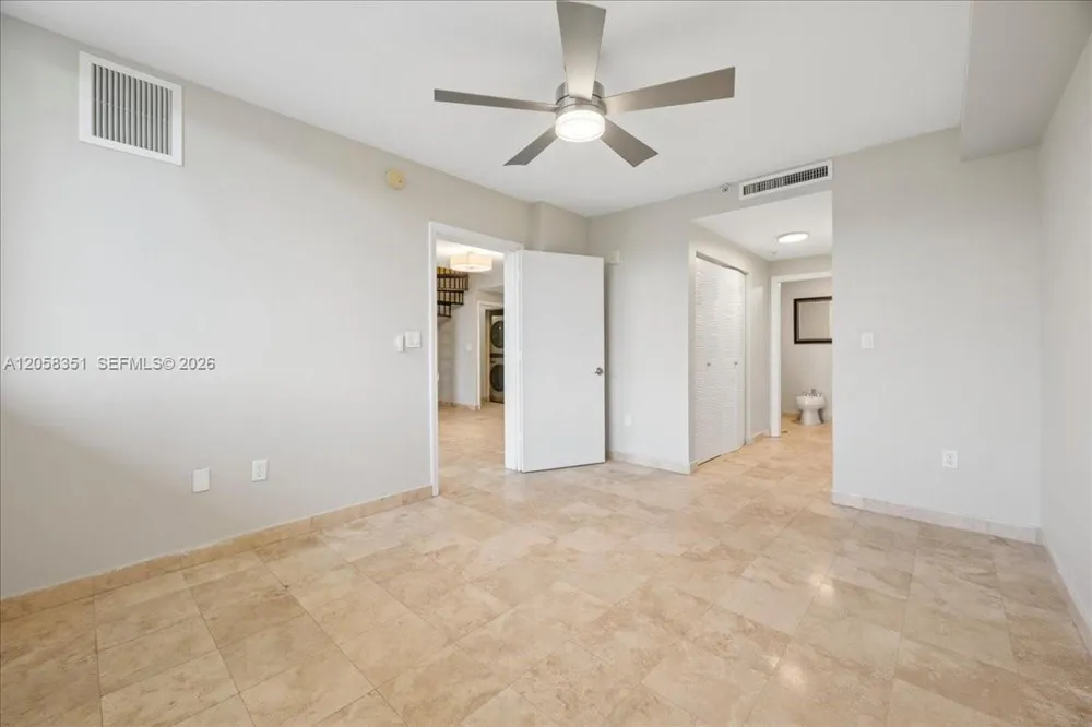 3339 Virginia St #PH-3 Miami, FL 33133