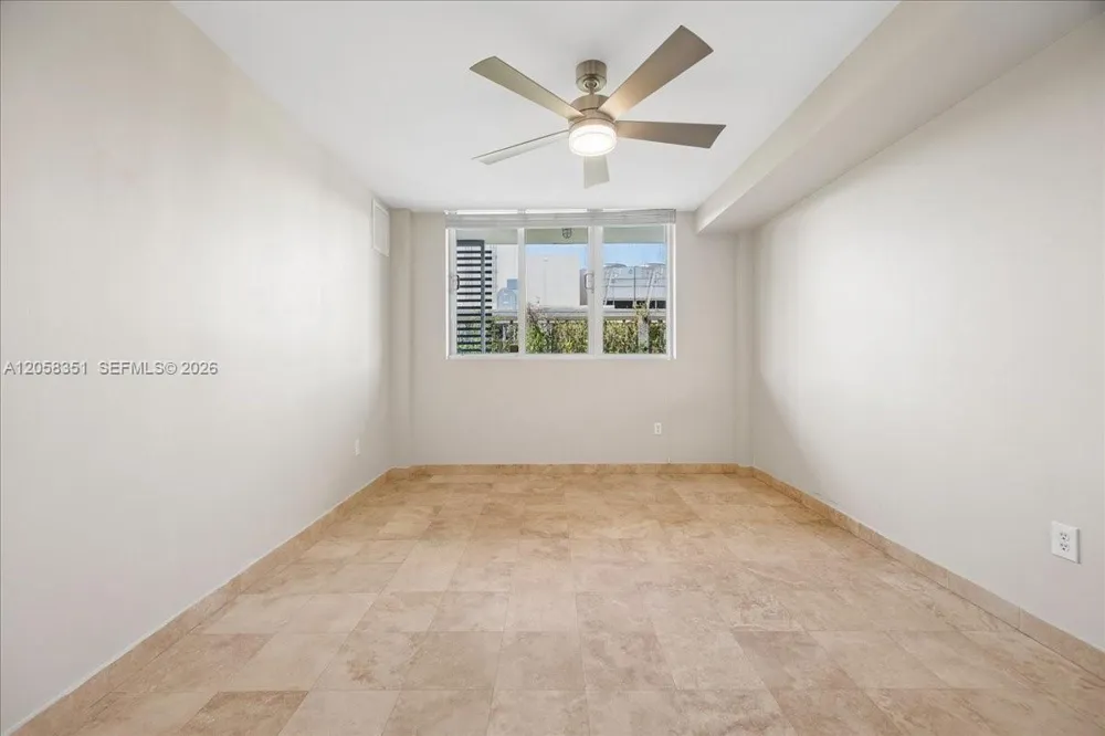 3339 Virginia St #PH-3 Miami, FL 33133